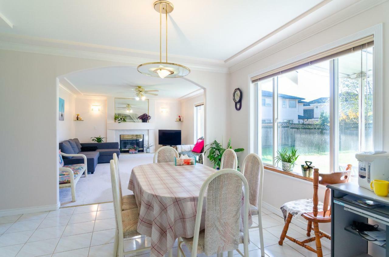 Great Guest Suite In A Gorgeous House New Westminster Exterior foto